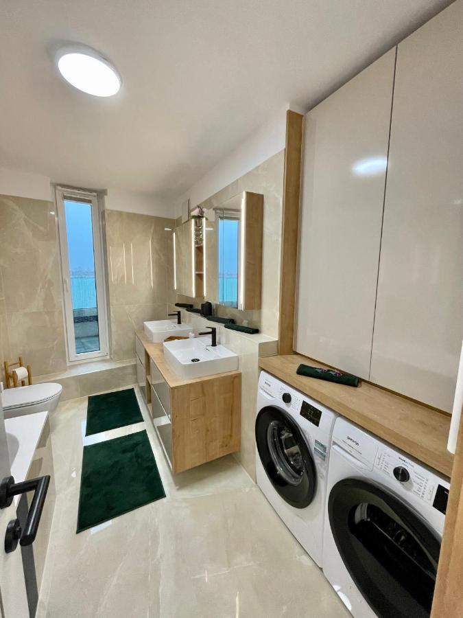 Centropolitan Penthouse #Jacuzzi #Freeparking Leilighet Budapest Eksteriør bilde