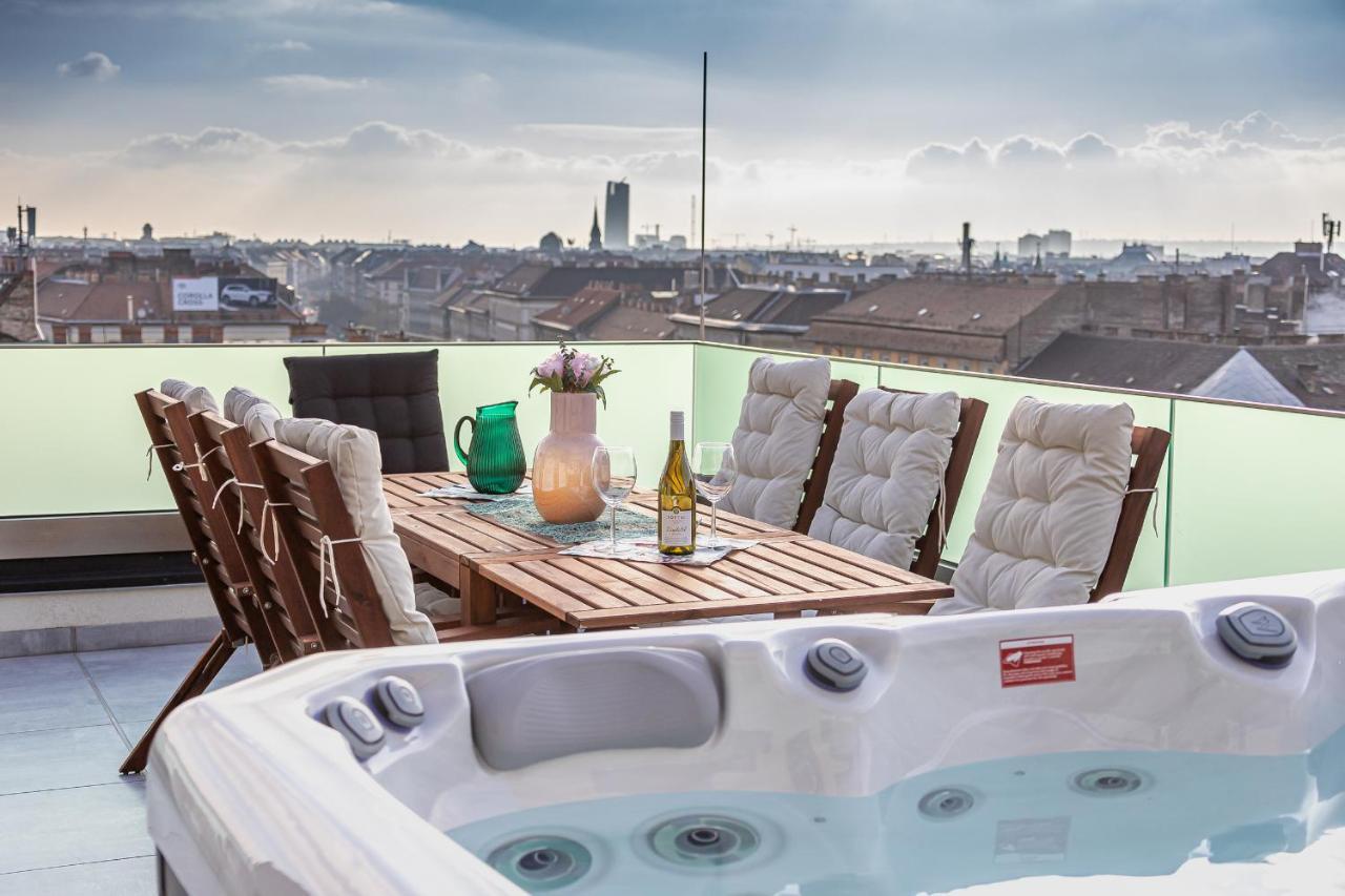 Centropolitan Penthouse #Jacuzzi #Freeparking Leilighet Budapest Eksteriør bilde